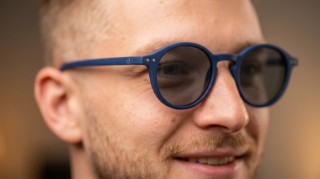 Izipizi Sun #D Navy Blue Генерирано изображение