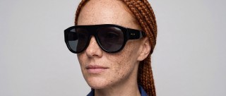 Meller Lira All Black Генерирано изображение