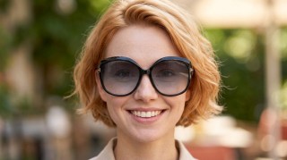 Tom Ford Chiara-02 FT0919 01B 60 Генерирано изображение